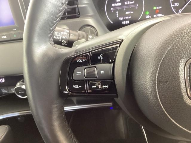 ヴェゼル ｅ：ＨＥＶＺ　Ｈ　ＳＥＮＳＩＮＧ　最長５年保証　ワンオ－ナ－　ナビＬＸＭ－２３２ＶＦＥｉ　ＴＶ　Ｒカメラ　ＢＴオ－ディオ　ＤＶＤ　ＥＴＣ　ＬＥＤライト　ＶＳＡ　シ－トヒ－タ－　クルコン　アルミ　スマ－トキ－　ＡＡＣ（11枚目）