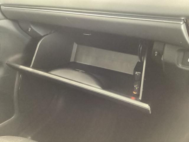 ヴェゼル ｅ：ＨＥＶＺ　Ｈ　ＳＥＮＳＩＮＧ　最長５年保証　ワンオ－ナ－　ナビＬＸＭ－２３２ＶＦＥｉ　ＴＶ　Ｒカメラ　ＢＴオ－ディオ　ＤＶＤ　ＥＴＣ　ＬＥＤライト　ＶＳＡ　シ－トヒ－タ－　クルコン　アルミ　スマ－トキ－　ＡＡＣ（28枚目）