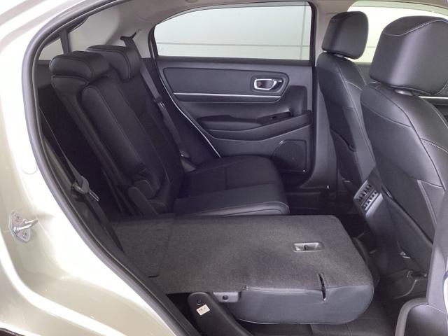 ヴェゼル ｅ：ＨＥＶＺ　Ｈ　ＳＥＮＳＩＮＧ　最長５年保証　ワンオ－ナ－　ナビＬＸＭ－２３２ＶＦＥｉ　ＴＶ　Ｒカメラ　ＢＴオ－ディオ　ＤＶＤ　ＥＴＣ　ＬＥＤライト　ＶＳＡ　シ－トヒ－タ－　クルコン　アルミ　スマ－トキ－　ＡＡＣ（31枚目）