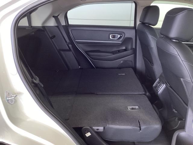 ヴェゼル ｅ：ＨＥＶＺ　Ｈ　ＳＥＮＳＩＮＧ　最長５年保証　ワンオ－ナ－　ナビＬＸＭ－２３２ＶＦＥｉ　ＴＶ　Ｒカメラ　ＢＴオ－ディオ　ＤＶＤ　ＥＴＣ　ＬＥＤライト　ＶＳＡ　シ－トヒ－タ－　クルコン　アルミ　スマ－トキ－　ＡＡＣ（32枚目）