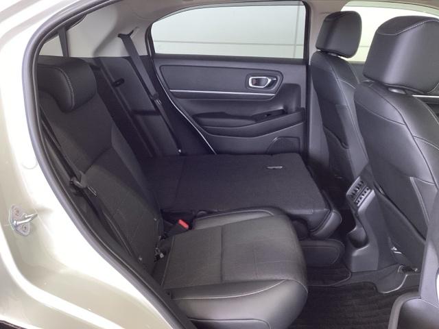 ヴェゼル ｅ：ＨＥＶＺ　Ｈ　ＳＥＮＳＩＮＧ　最長５年保証　ワンオ－ナ－　ナビＬＸＭ－２３２ＶＦＥｉ　ＴＶ　Ｒカメラ　ＢＴオ－ディオ　ＤＶＤ　ＥＴＣ　ＬＥＤライト　ＶＳＡ　シ－トヒ－タ－　クルコン　アルミ　スマ－トキ－　ＡＡＣ（33枚目）