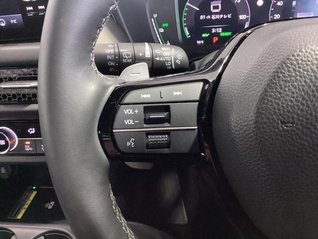 ZR-V e:HEVZ特別仕様車ブラックスタイル 革シ-ト H SENSING 新車保証 試乗車 ワンオ-ナ- 純正ナビ TV Rカメラ マルチビュ- BTオ-ディオ ETC LEDライト VSA シ-トヒ-タ- 電動シ-ト アルミ スマ-トキ-(10枚目)