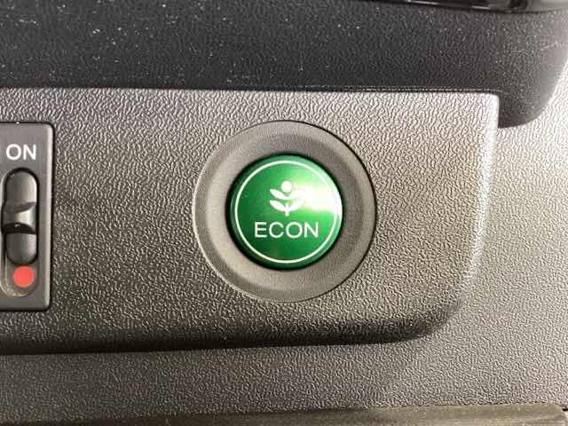 ステップワゴンスパーダ スパーダクールスピリットアドバンスパッケージβ　Ｈ　ＳＥＮＳＩＮＧ　１年保証　ワンオ－ナ－　ナビ　ＴＶ　Ｒカメラ　ＣＤ録音　ＢＴオ－ディオ　ＤＶＤ　ＥＴＣ　ＬＥＤライト　両側電動ドア　ＶＳＡ　シ－トヒ－タ－　クルコン　アルミ　スマ－トキ－　ＡＡＣ（15枚目）