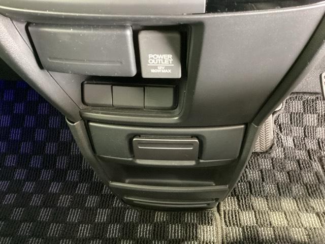 ステップワゴンスパーダ スパーダクールスピリットアドバンスパッケージβ　Ｈ　ＳＥＮＳＩＮＧ　１年保証　ワンオ－ナ－　ナビ　ＴＶ　Ｒカメラ　ＣＤ録音　ＢＴオ－ディオ　ＤＶＤ　ＥＴＣ　ＬＥＤライト　両側電動ドア　ＶＳＡ　シ－トヒ－タ－　クルコン　アルミ　スマ－トキ－　ＡＡＣ（29枚目）