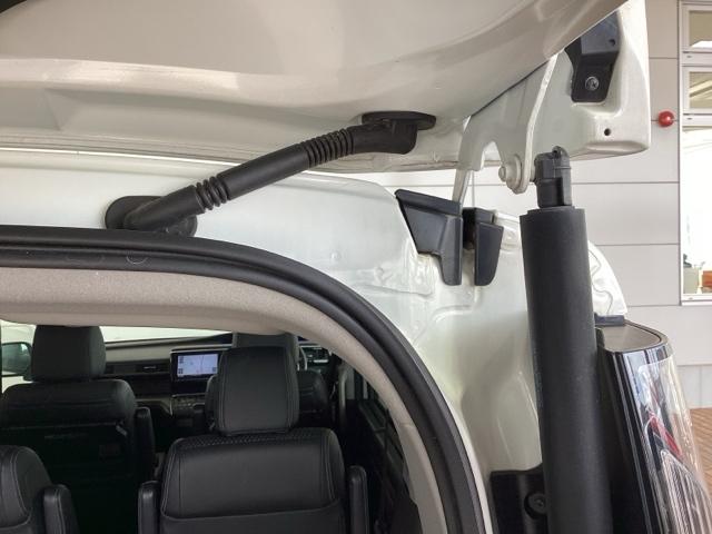 ステップワゴンスパーダ スパーダクールスピリットアドバンスパッケージβ　Ｈ　ＳＥＮＳＩＮＧ　１年保証　ワンオ－ナ－　ナビ　ＴＶ　Ｒカメラ　ＣＤ録音　ＢＴオ－ディオ　ＤＶＤ　ＥＴＣ　ＬＥＤライト　両側電動ドア　ＶＳＡ　シ－トヒ－タ－　クルコン　アルミ　スマ－トキ－　ＡＡＣ（43枚目）