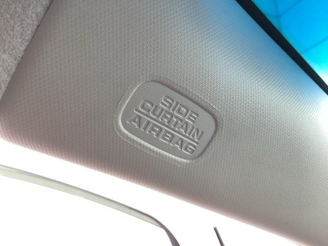 フィットハイブリッド Ｌホンダセンシング　１年保証　ナビ　ＶＸＭ－１７４ＶＦｉ　ＴＶ　Ｒカメラ　ＣＤ録音　ＢＴオ－ディオ　ＤＶＤ　ＥＴＣ　ＬＥＤライト　ＶＳＡ　クルコン　アルミ　スマ－トキ－　盗難防止装置　整備記録簿　ＡＡＣ　スペアキ－　禁煙（24枚目）