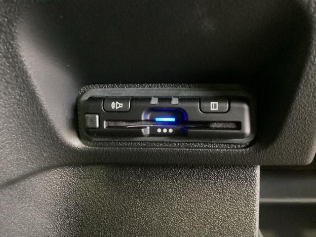 N-BOXカスタム ターボ H SENSING 新車保証 試乗車 ワンオ-ナ- ナビVXM-245ZFEi TV Rカメラ BTオ-ディオ シ-トヒ-タ- ETC LEDライト VSA クルコン アルミ スマ-トキ- スペアキ-(13枚目)