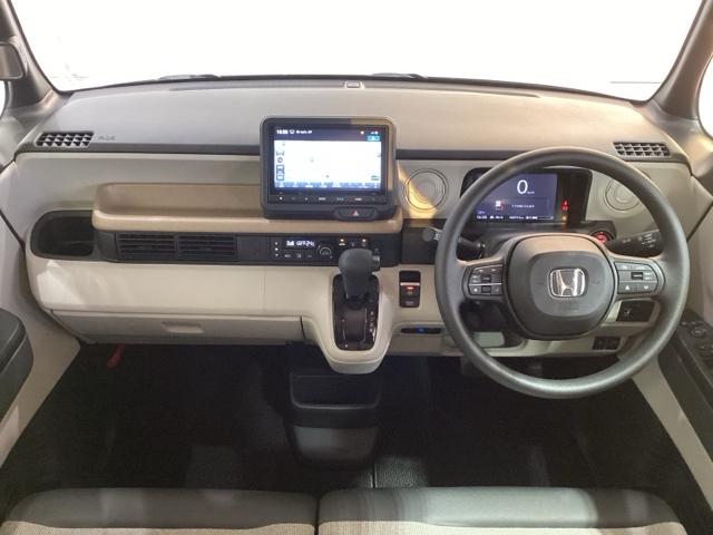 Ｎ－ＢＯＸ ファッションスタイル　Ｈ　ＳＥＮＳＩＮＧ　新車保証　試乗車　ワンオ－ナ－　ナビＶＸＭ－２４５ＺＦＥｉ　ＴＶ　Ｒカメラ　ＢＴオ－ディオ　ドラレコ　シ－トヒ－タ－　ＥＴＣ　ＬＥＤライト　ＶＳＡ　クルコン　スマ－トキ－　ＡＡＣ（9枚目）