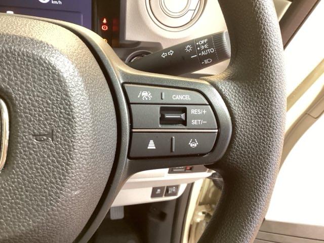 Ｎ－ＢＯＸ ファッションスタイル　Ｈ　ＳＥＮＳＩＮＧ　新車保証　試乗車　ワンオ－ナ－　ナビＶＸＭ－２４５ＺＦＥｉ　ＴＶ　Ｒカメラ　ＢＴオ－ディオ　ドラレコ　シ－トヒ－タ－　ＥＴＣ　ＬＥＤライト　ＶＳＡ　クルコン　スマ－トキ－　ＡＡＣ（11枚目）