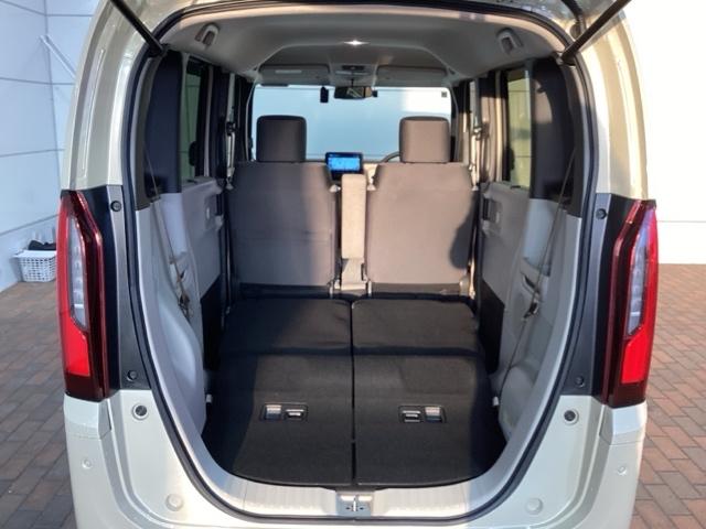 Ｎ－ＢＯＸ ファッションスタイル　Ｈ　ＳＥＮＳＩＮＧ　新車保証　試乗車　ワンオ－ナ－　ナビＶＸＭ－２４５ＺＦＥｉ　ＴＶ　Ｒカメラ　ＢＴオ－ディオ　ドラレコ　シ－トヒ－タ－　ＥＴＣ　ＬＥＤライト　ＶＳＡ　クルコン　スマ－トキ－　ＡＡＣ（19枚目）