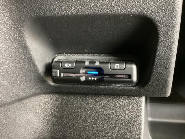 Ｎ－ＢＯＸカスタム ベースグレード　Ｈ　ＳＥＮＳＩＮＧ　新車保証　試乗車　ワンオ－ナ－　ナビＶＸＭ－２４５ＺＦＥｉ　ＴＶ　Ｒカメラ　ＢＴオ－ディオ　ドラレコ　シ－トヒ－タ－ＥＴＣ　ＬＥＤライト　ＶＳＡ　クルコン　スマ－トキ－　スペアキ－（14枚目）