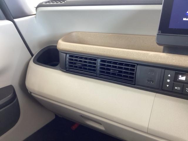 Ｎ－ＢＯＸ ベースグレード　Ｈ　ＳＥＮＳＩＮＧ　新車保証　試乗車　ワンオ－ナ－　ナビＬＸＵ－２４２ＮＢｉ　ＴＶ　Ｒカメラ　ＣＤ録音　ＢＴオ－ディオ　ＤＶＤ　ドラレコ　シ－トヒ－タ－　ＥＴＣ　ＬＥＤライト　ＶＳＡ　クルコン　ＡＡＣ（26枚目）