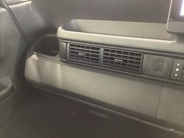 Ｎ－ＢＯＸカスタム ベースグレード　Ｈ　ＳＥＮＳＩＮＧ　最長５年保証　ワンオ－ナ－　ナビＬＸＵ－２４２ＮＢｉ　ＴＶ　Ｒカメラ　マルチビュ－　ＣＤ録音　ＢＴオ－ディオ　ＤＶＤ　シ－トヒ－タ－　ＥＴＣ　ＬＥＤライト　両側電動ドア　ＶＳＡ（26枚目）