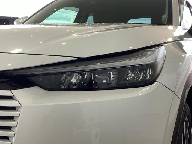 ヴェゼル ｅ：ＨＥＶＺ　ＨＳＥＮＳＩＮＧ新車保証試乗車ナビＥＴＣ　衝突回避支援ブレーキ機能　パノラミックビューモニター　スマキ　Ｐトランク　フルオートエアコン　エアバッグ　両席エアバック　Ｒカメ　記録簿付　パワーウィンドウ（7枚目）
