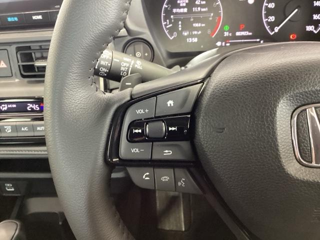 ＷＲ－Ｖ Ｚブラックスタイル　Ｈ　ＳＥＮＳＩＮＧ　新車保証　試乗車　ワンオ－ナ－　前後ドラレコ　ＥＴＣ　純正用品ナビ（9枚目）