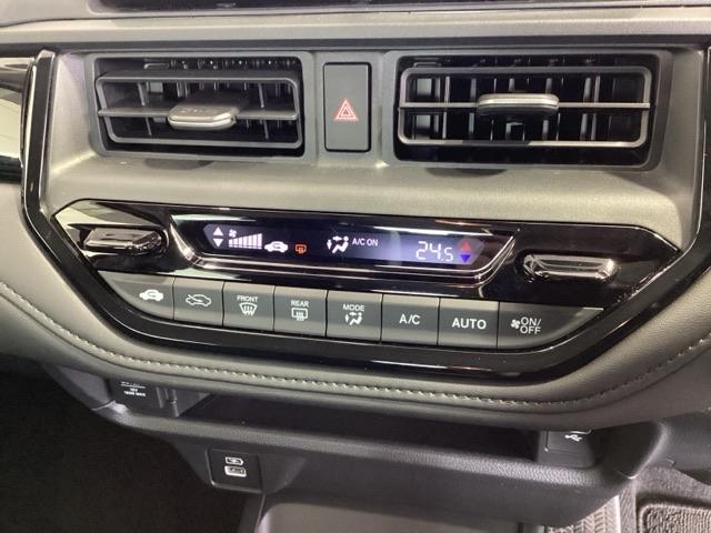 WR-V Zブラックスタイル HSENSING新車保証試乗車ナビRカメラ LEDヘッドランプ フルセグTV 盗難防止システム 衝突被害軽減システム スマートキー USB(10枚目)
