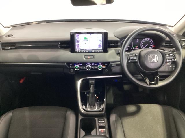 ヴェゼル e:HEVZ HSENSING最長5年保証ワンオ-ナ- 衝突回避支援ブレーキ機能 1オナ スマキ Pトランク フルオートエアコン エアバッグ 両席エアバック Rカメ 記録簿付 パワーウィンドウ LEDランプ ABS(8枚目)