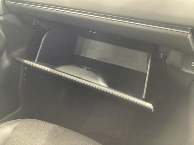 ヴェゼル e:HEVZ HSENSING最長5年保証ワンオ-ナ- 衝突回避支援ブレーキ機能 1オナ スマキ Pトランク フルオートエアコン エアバッグ 両席エアバック Rカメ 記録簿付 パワーウィンドウ LEDランプ ABS(26枚目)