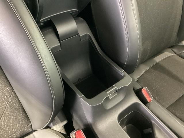 ヴェゼル e:HEVZ HSENSING最長5年保証ワンオ-ナ- 衝突回避支援ブレーキ機能 1オナ スマキ Pトランク フルオートエアコン エアバッグ 両席エアバック Rカメ 記録簿付 パワーウィンドウ LEDランプ ABS(27枚目)