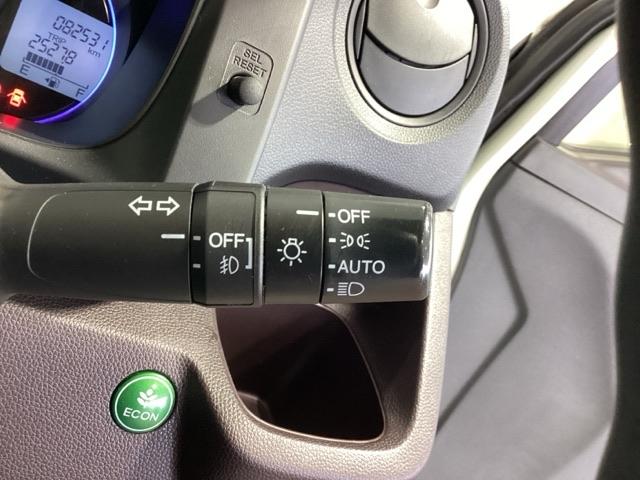 N-WGNカスタム G 1年保証ワンオ-ナ-ナビRカメラHID フルフラット 盗難防止システム 横滑防止 スマートキープッシュスタート Bモニター オートエアコン パワーウィンドウ ベンチシート 取説記録簿 ABS PS(10枚目)