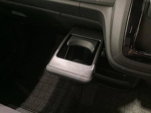 豊富に在庫を取り揃えています。軽自動車からミニバン、セダン、ＳＵＶ、話題のハイブリッド車などなど続々入荷中です！