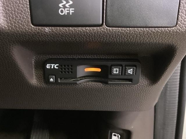 フリード Ｇ　ホンダセンシングレス　１年保証　ワンオ－ナ－　ナビＶＸＭ－１７８４ＶＦＸｉ　ＴＶ　Ｒカメラ　ＢＴオ－ディオ　ＤＶＤ　ＥＴＣ　ＬＥＤライトＶＳＡ　スマ－トキ－　盗難防止装置　整備記録簿　ＡＡＣ　地デジ（12枚目）