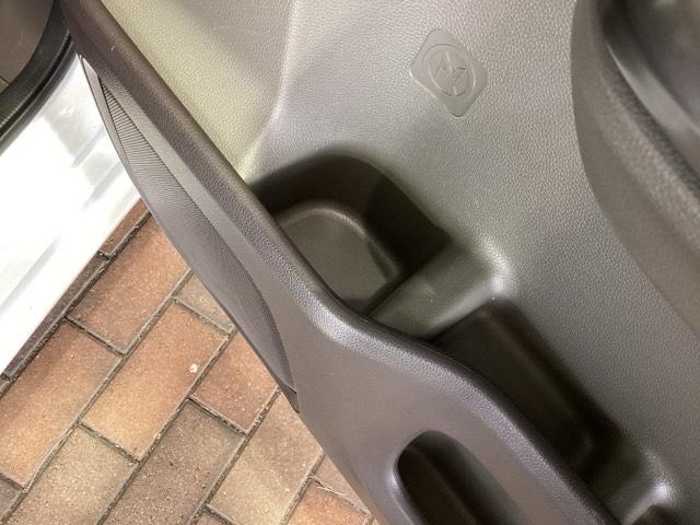 フリード Ｇ　ホンダセンシングレス　１年保証　ワンオ－ナ－　ナビＶＸＭ－１７８４ＶＦＸｉ　ＴＶ　Ｒカメラ　ＢＴオ－ディオ　ＤＶＤ　ＥＴＣ　ＬＥＤライトＶＳＡ　スマ－トキ－　盗難防止装置　整備記録簿　ＡＡＣ　地デジ（24枚目）