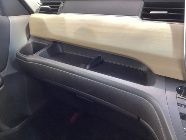 フリード Ｇ　ホンダセンシングレス　１年保証　ワンオ－ナ－　ナビＶＸＭ－１７８４ＶＦＸｉ　ＴＶ　Ｒカメラ　ＢＴオ－ディオ　ＤＶＤ　ＥＴＣ　ＬＥＤライトＶＳＡ　スマ－トキ－　盗難防止装置　整備記録簿　ＡＡＣ　地デジ（27枚目）