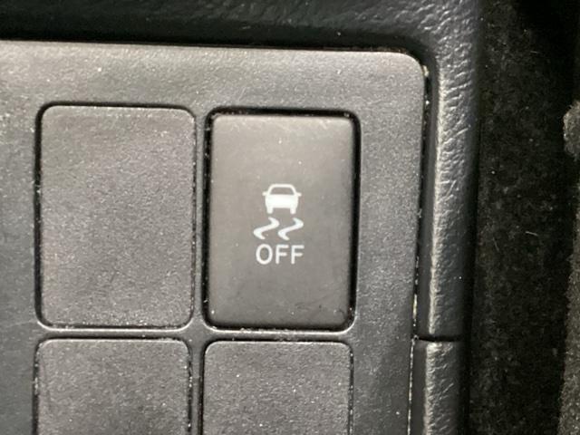 ヴィッツ Ｆ　１年保証　ワンオ－ナ－　音楽機器接続　ＥＴＣ　横滑り防止　キ－レス　整備記録簿　スペアキ－　ドアバイザ－　Ｗエアバッグ　エアコン　ワンオーナー　デュアルエアバック　エアバック付　ＡＢＳ付き　ＵＳＢ接続（8枚目）