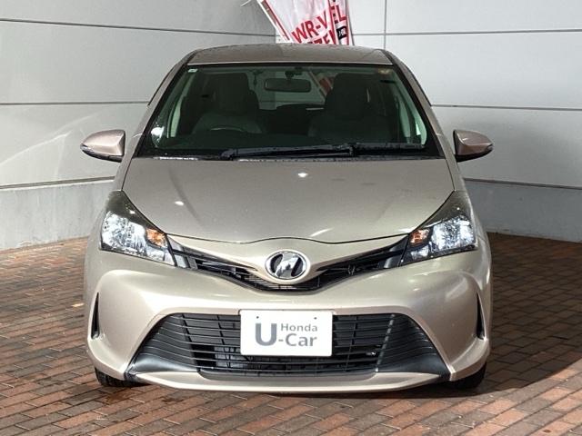 ヴィッツ Ｆ　１年保証　ワンオ－ナ－　音楽機器接続　ＥＴＣ　横滑り防止　キ－レス　整備記録簿　スペアキ－　ドアバイザ－　Ｗエアバッグ　エアコン　ワンオーナー　デュアルエアバック　エアバック付　ＡＢＳ付き　ＵＳＢ接続（39枚目）