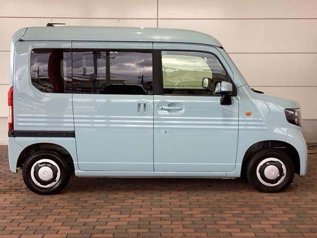 Ｎ－ＶＡＮ＋スタイル ファン　Ｈ　ＳＥＮＳＩＮＧ　最長５年保証　ワンオ－ナ－　ナビＶＸＭ－２１５Ｃｉ　Ｒカメラ　ＢＴオ－ディオ　ＥＴＣ　ＬＥＤライト　ＶＳＡ　クルコン　スマ－トキ－　盗難防止装置　整備記録簿　ＡＡＣ　スペアキ－（47枚目）