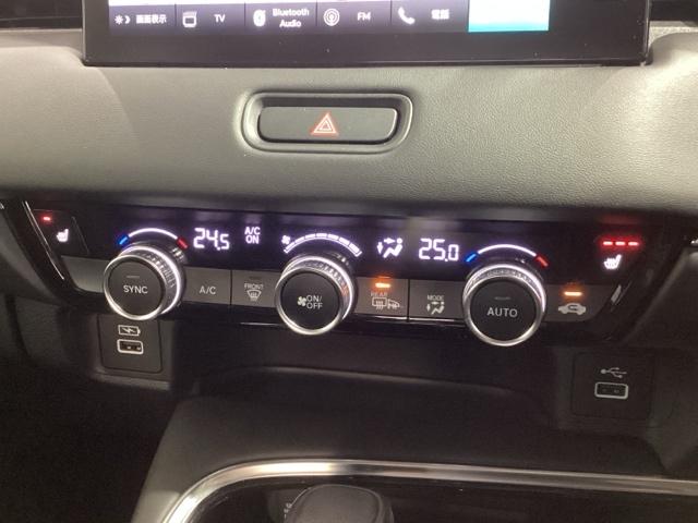 ヴェゼル e:HEVZ BSIレス H SENSING 最長5年保証 ワンオ-ナ- 純正ナビ TV Rカメラ BTオ-ディオ ETC LEDライト VSA シ-トヒ-タ- クルコン アルミ スマ-トキ- 盗難防止装置 AAC(10枚目)