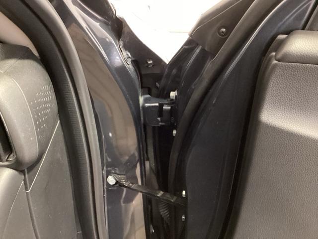 ヴェゼル e:HEVZ BSIレス H SENSING 最長5年保証 ワンオ-ナ- 純正ナビ TV Rカメラ BTオ-ディオ ETC LEDライト VSA シ-トヒ-タ- クルコン アルミ スマ-トキ- 盗難防止装置 AAC(42枚目)