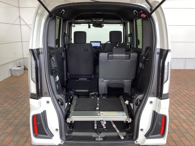 N-BOXカスタム スロープ H SENSING 福祉車両 新車保証 試乗車 ワンオ-ナ- ナビLXU-242NBi TV Rカメラ CD録音 BTオ-ディオ DVD シ-トヒ-タ- ETC LEDライト 両側電動ドア VSA(35枚目)