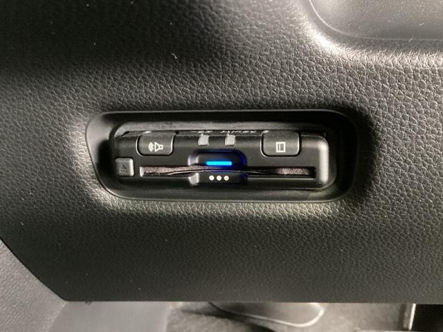 フリード エアー　Ｈ　ＳＥＮＳＩＮＧ　最長５年保証　ワンオ－ナ－　ナビＬＸＭ－２４５ＺＦＥｉ　ＴＶ　Ｒカメラ　ＢＴオ－ディオＥＴＣ　ＬＥＤライト　ＶＳＡ　シ－トヒ－タ－　クルコン　スマ－トキ－　盗難防止装置　整備記録簿（12枚目）