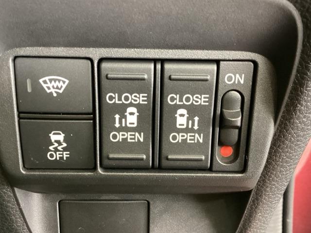 フリード エアー　Ｈ　ＳＥＮＳＩＮＧ　最長５年保証　ワンオ－ナ－　ナビＬＸＭ－２４５ＺＦＥｉ　ＴＶ　Ｒカメラ　ＢＴオ－ディオＥＴＣ　ＬＥＤライト　ＶＳＡ　シ－トヒ－タ－　クルコン　スマ－トキ－　盗難防止装置　整備記録簿（13枚目）