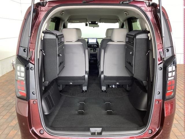 フリード エアー　Ｈ　ＳＥＮＳＩＮＧ　最長５年保証　ワンオ－ナ－　ナビＬＸＭ－２４５ＺＦＥｉ　ＴＶ　Ｒカメラ　ＢＴオ－ディオＥＴＣ　ＬＥＤライト　ＶＳＡ　シ－トヒ－タ－　クルコン　スマ－トキ－　盗難防止装置　整備記録簿（19枚目）