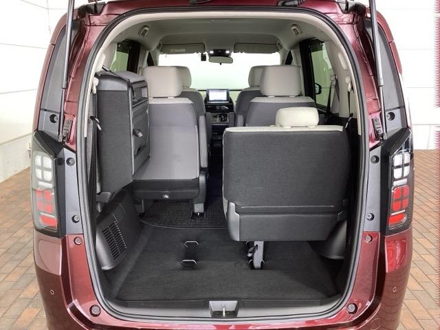 フリード エアー　Ｈ　ＳＥＮＳＩＮＧ　最長５年保証　ワンオ－ナ－　ナビＬＸＭ－２４５ＺＦＥｉ　ＴＶ　Ｒカメラ　ＢＴオ－ディオＥＴＣ　ＬＥＤライト　ＶＳＡ　シ－トヒ－タ－　クルコン　スマ－トキ－　盗難防止装置　整備記録簿（35枚目）