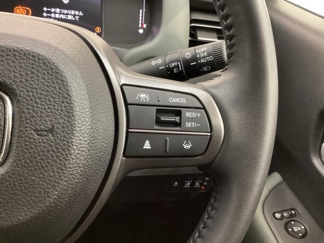 フリード クロスター　Ｈ　ＳＥＮＳＩＮＧ　最長５年保証　ワンオ－ナ－　ナビＬＸＭ－２４５ＺＦＥｉ　ＴＶ　Ｒカメラ　ＢＴオ－ディオ　ＥＴＣ　ＬＥＤライト　両側電動ドア　ＶＳＡ　クルコン　アルミ　スマ－トキ－　スペアキ－ＡＡＣ（11枚目）