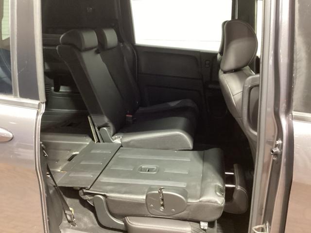 フリードスパイク Gジャストセレクション+ タバコ臭有り 1年保証 ワンオ-ナ- ナビVXM-145VSi TV Rカメラ BTオ-ディオ DVD ETC HID VSA キ-レス 整備記録簿 AAC スペアキ- ドアバイザ- Wエアバッグ(29枚目)