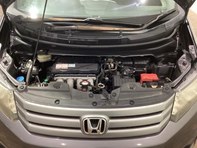 フリードスパイク Gジャストセレクション+ タバコ臭有り 1年保証 ワンオ-ナ- ナビVXM-145VSi TV Rカメラ BTオ-ディオ DVD ETC HID VSA キ-レス 整備記録簿 AAC スペアキ- ドアバイザ- Wエアバッグ(42枚目)