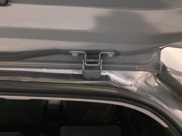 フィット ｅ：ＨＥＶＲＳ　Ｈ　ＳＥＮＳＩＮＧ　最長５年保証　ワンオ－ナ－　純正ナビ　ＴＶ　Ｒカメラ　ＢＴオ－ディオ　ＥＴＣ　ＬＥＤライト　ＶＳＡ　クルコン　アルミ　スマ－トキ－　盗難防止装置　整備記録簿　ＡＡＣ　スペアキ－（42枚目）