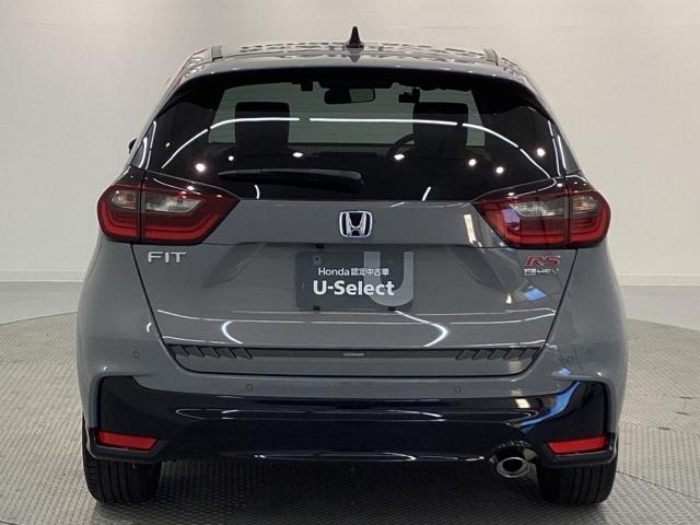 フィット ｅ：ＨＥＶＲＳ　Ｈ　ＳＥＮＳＩＮＧ　最長５年保証　ワンオ－ナ－　純正ナビ　ＴＶ　Ｒカメラ　ＢＴオ－ディオ　ＥＴＣ　ＬＥＤライト　ＶＳＡ　クルコン　アルミ　スマ－トキ－　盗難防止装置　整備記録簿　ＡＡＣ　スペアキ－（48枚目）