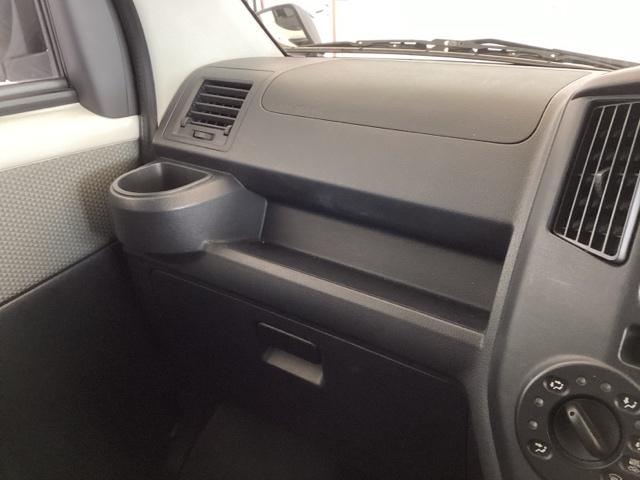 タウンエースバン ＧＬ　最長５年保証　ナビ　ＴＶ　Ｒカメラ　衝突軽減Ｂ　ドラレコ　ＥＴＣ　横滑り防止　キ－レス　スペアキ－　ドアバイザ－　Ｗエアバッグ　エアコン　切替４ＷＤ　フルセグ　助手席エアバック　ＡＢＳ　ワイヤレスキー（25枚目）