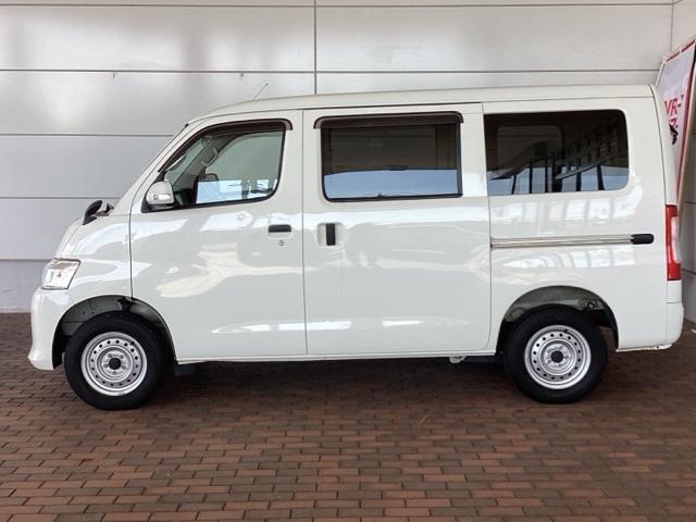 タウンエースバン ＧＬ　最長５年保証　ナビ　ＴＶ　Ｒカメラ　衝突軽減Ｂ　ドラレコ　ＥＴＣ　横滑り防止　キ－レス　スペアキ－　ドアバイザ－　Ｗエアバッグ　エアコン　切替４ＷＤ　フルセグ　助手席エアバック　ＡＢＳ　ワイヤレスキー（37枚目）