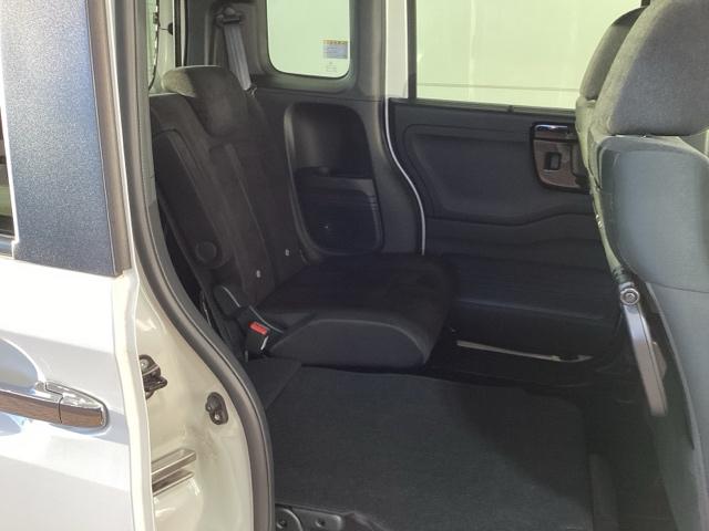 ���Ǝ҂ɂē��O���̃N���[�j���O�����{���Ă���܂��I