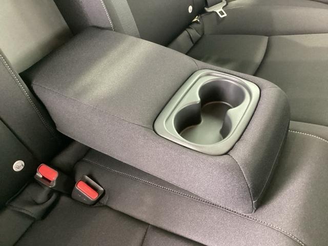 �L�x�ɍ݌ɂ���葵���Ă��܂��B�y�����Ԃ���~�j�o���A�Z�_���A�r�t�u�A�b��̃n�C�u���b�h�ԂȂǂȂǑ��X���ג��ł��I