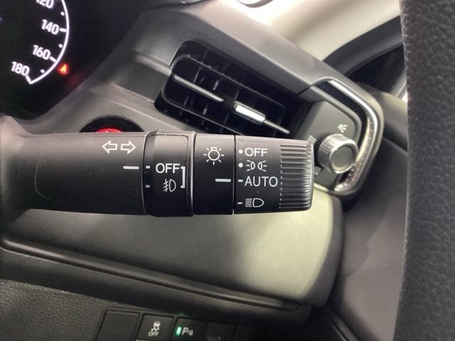 ヴェゼル e:HEVX HSENSING最長5年保証ワンオ-ナ-ナビ AAC 1オーナ イモビライザー スマ-トキ- 誤発進抑制 PW リアカメラ クルコン ESC ETC装備 キーフリー LEDヘッドランプ ナビTV PS(10枚目)