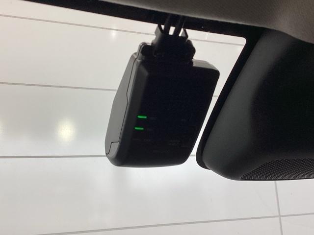 ヴェゼル e:HEVX HSENSING最長5年保証ワンオ-ナ-ナビ AAC 1オーナ イモビライザー スマ-トキ- 誤発進抑制 PW リアカメラ クルコン ESC ETC装備 キーフリー LEDヘッドランプ ナビTV PS(11枚目)