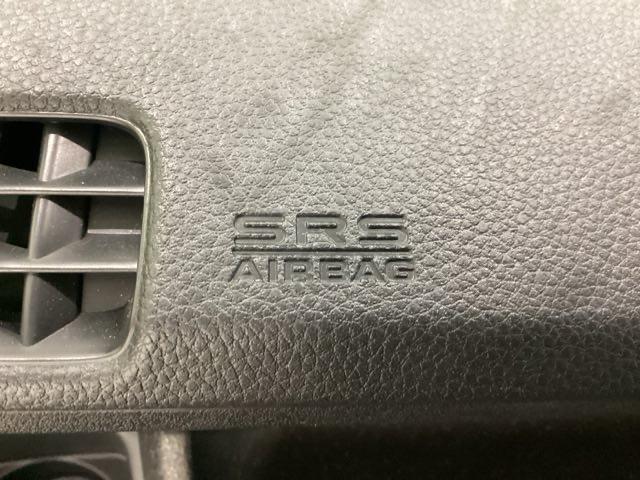 専門業者にて内外装のクリーニングを実施しております！